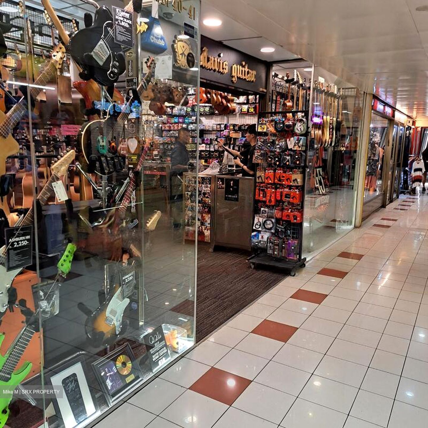 Peninsula Shopping Complex (D6), Retail #511447551